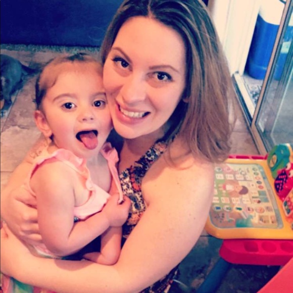 Meet your Posher, Hailey - Picture 1 of 1